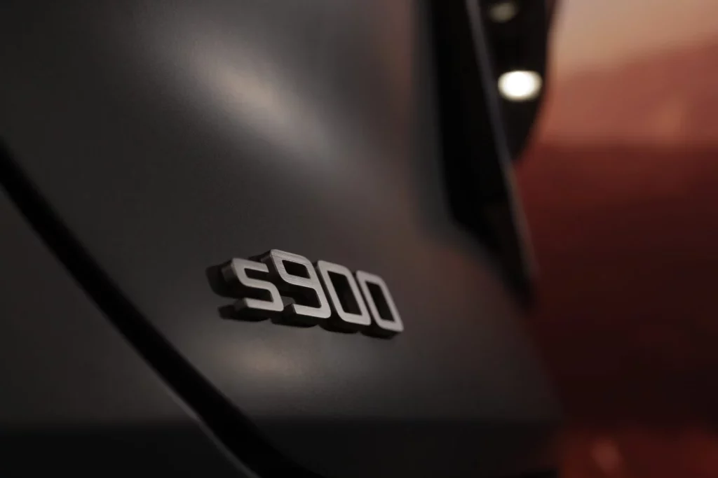 Nuevo EBRO s900 PHEV 4x4: Un peldaño más 40 Motor16 EBRO s900 PHEV 38 Motor16