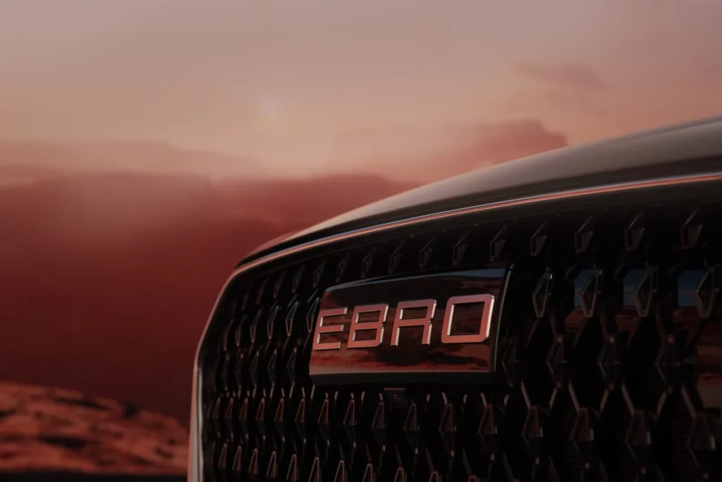 Nuevo EBRO s900 PHEV 4x4: Un peldaño más 43 Motor16 EBRO s900 PHEV 41 Motor16