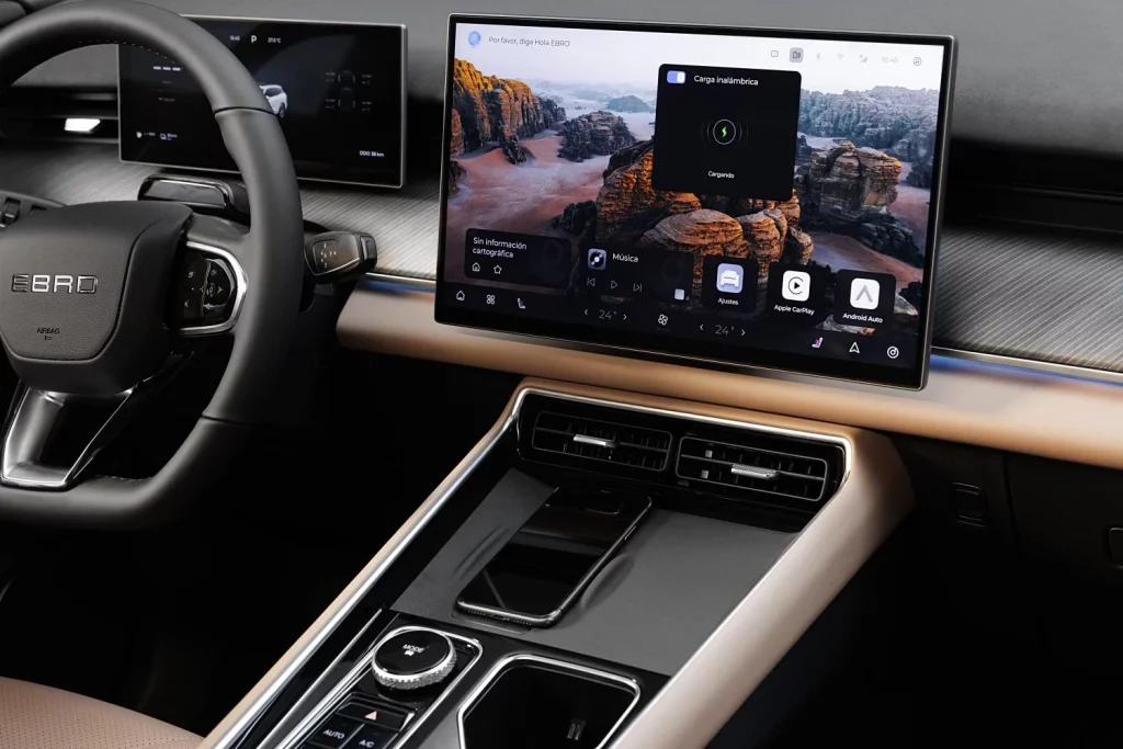 Nuevo EBRO s900 PHEV 4x4: Un peldaño más 54 Motor16 EBRO s900 PHEV 54 Motor16