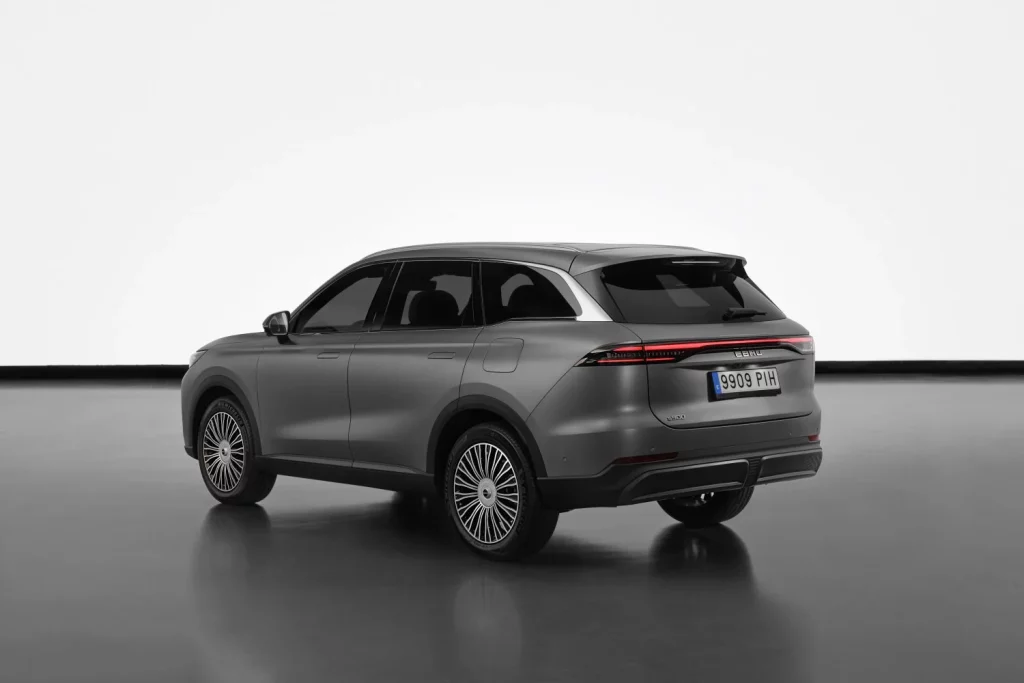 Nuevo EBRO s900 PHEV 4x4: Un peldaño más 2 Motor16 EBRO s900 PHEV 6 Motor16