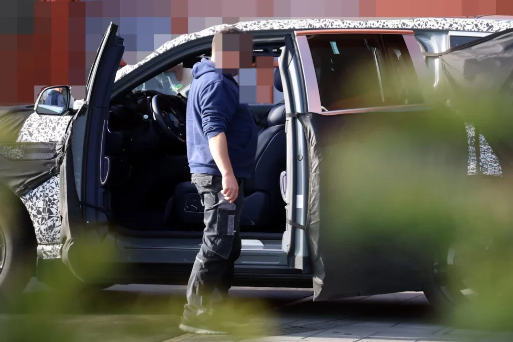 El Genesis GV90 desvela su mayor secreto 25 Motor16 Genesis GV90 EV puertas traseras 25 Motor16