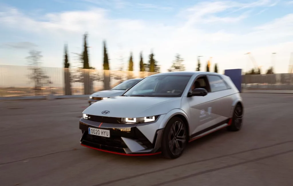 HYUNDAI IONIQ 5 N ATLETICO DE MADRID14 Motor16