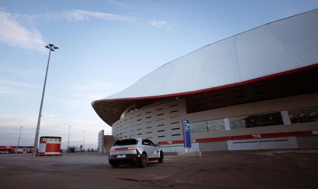 HYUNDAI IONIQ 5 N ATLETICO DE MADRID17 Motor16