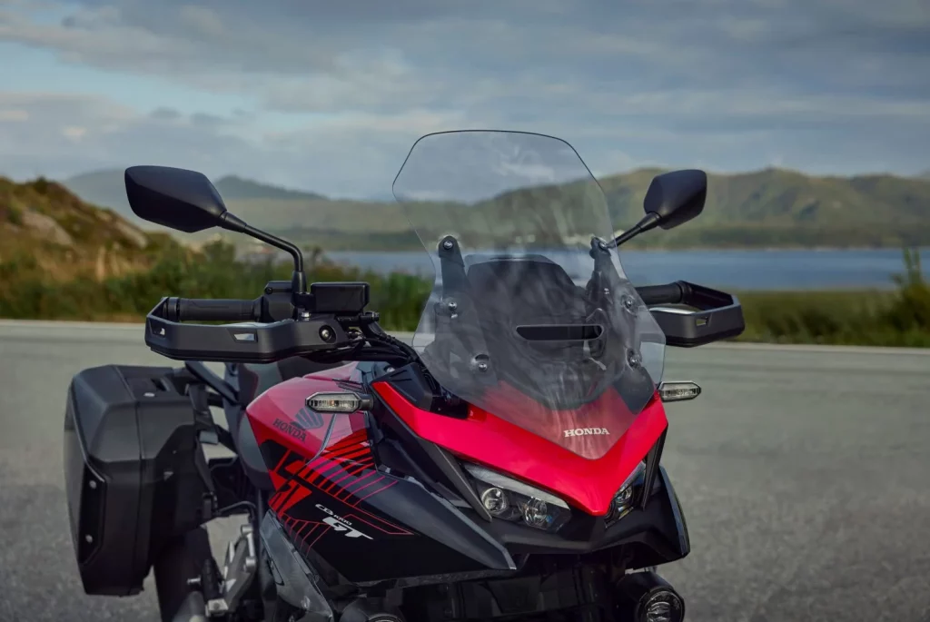 Honda CB1000GT 2026 14 Motor16