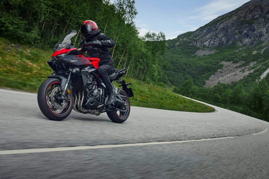 Honda CB1000GT 2026 20 Motor16