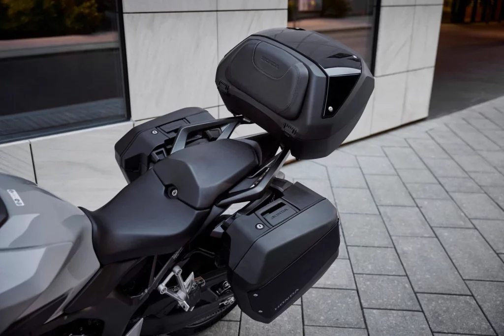 Honda CB1000GT 2026 40 Motor16