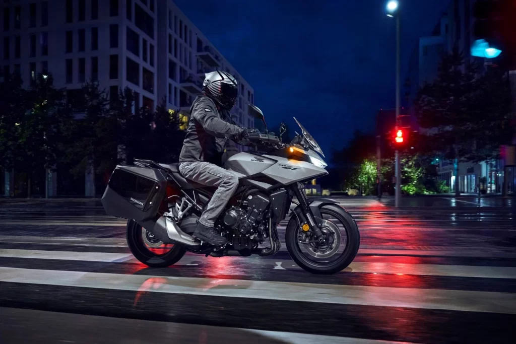 Honda CB1000GT 2026 47 Motor16