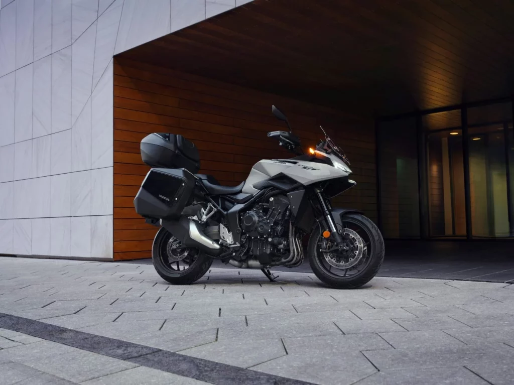 Honda CB1000GT 2026 55 Motor16