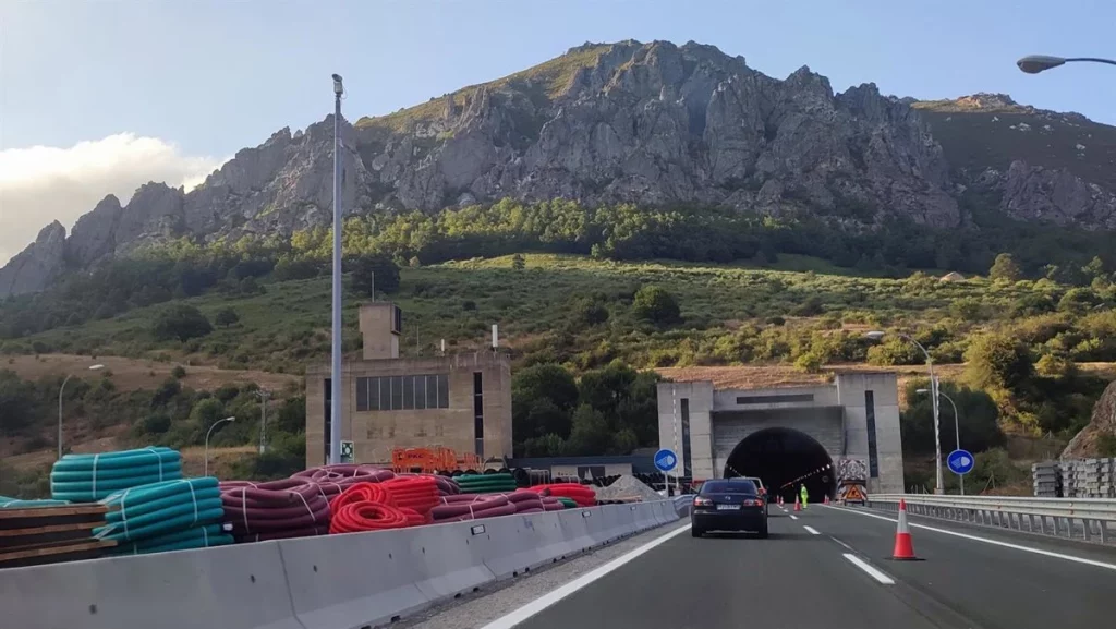 Huerna AP66 Asturias Leon Motor16