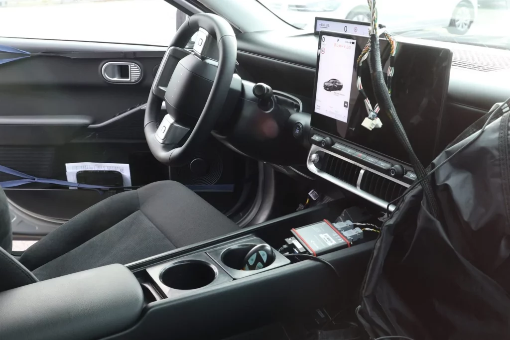 Hyundai Ioniq 3 interior 4 Motor16