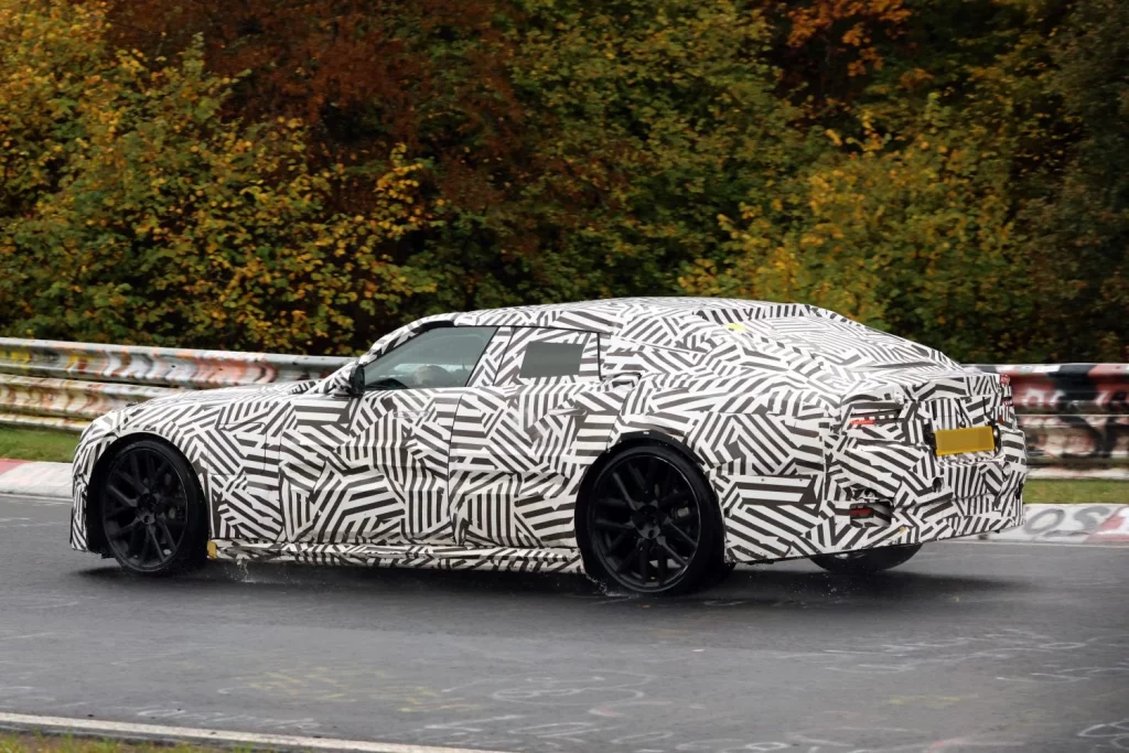 El Jaguar Type 00 se cita con Nürburgring 12 Motor16 Jaguar Type 00 Nurburgring 12 Motor16