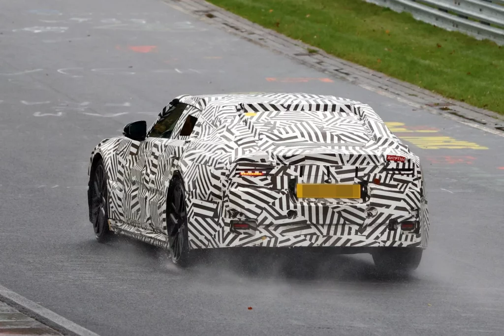 El Jaguar Type 00 se cita con Nürburgring 16 Motor16 Jaguar Type 00 Nurburgring 17 Motor16