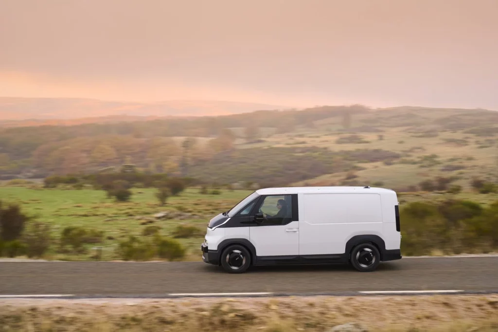 Primera prueba del Kia PV5: Un regreso por todo lo alto 17 Motor16 Kia PV5 Cargo al volante 17 Motor16