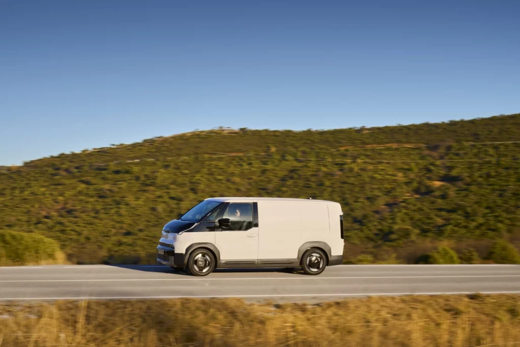 Primera prueba del Kia PV5: Un regreso por todo lo alto 7 Motor16 Kia PV5 Cargo al volante 5 Motor16