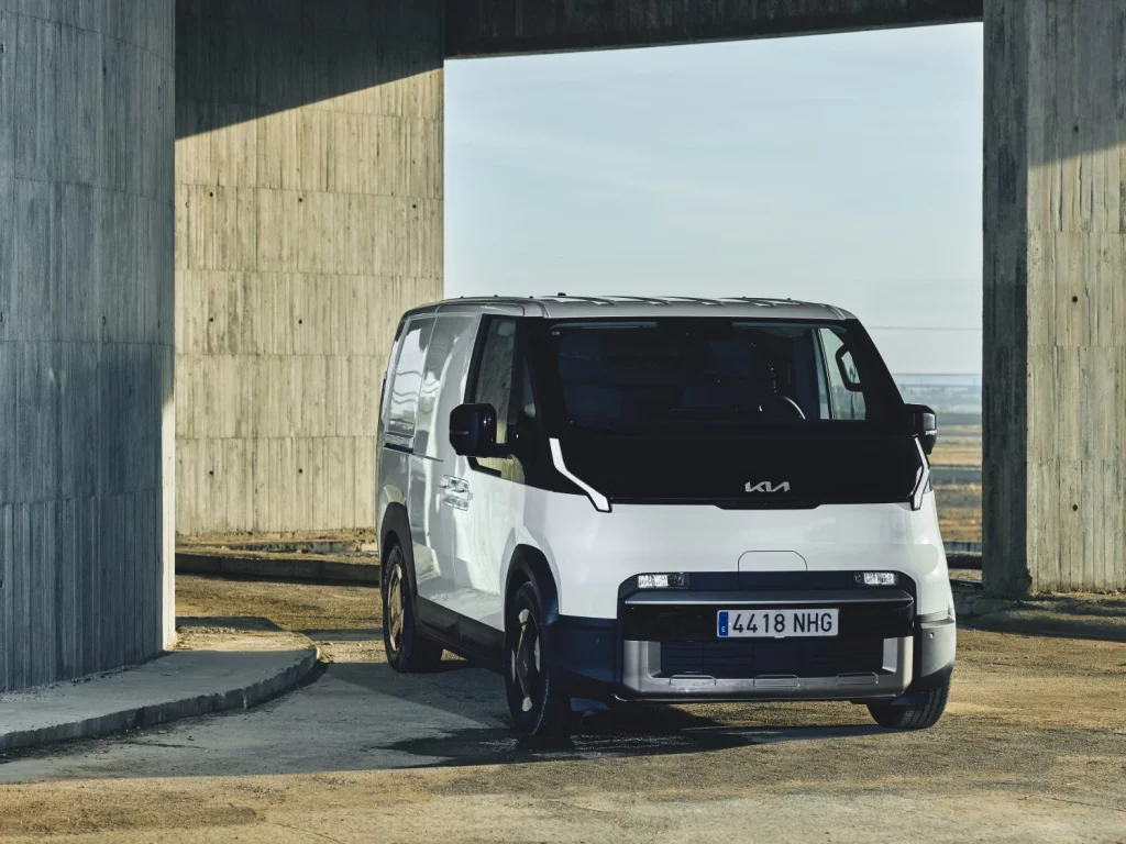 Primera prueba del Kia PV5: Un regreso por todo lo alto 8 Motor16 Kia PV5 Cargo al volante 6 Motor16