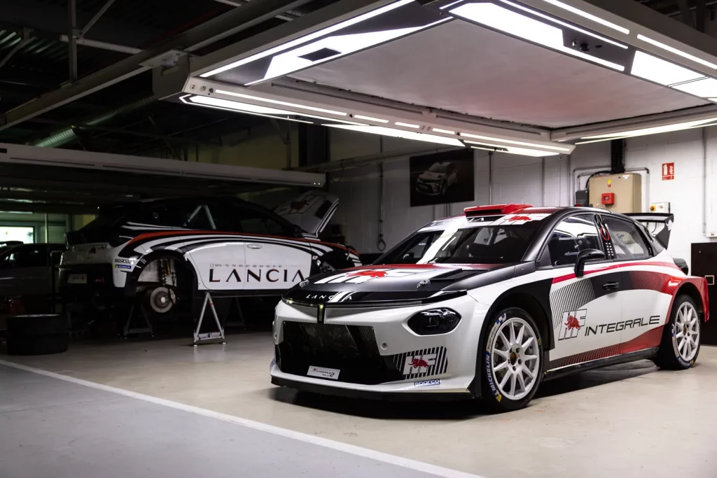 LANCIA YPSILON MUNDIAL DE RALLYS 6 Motor16