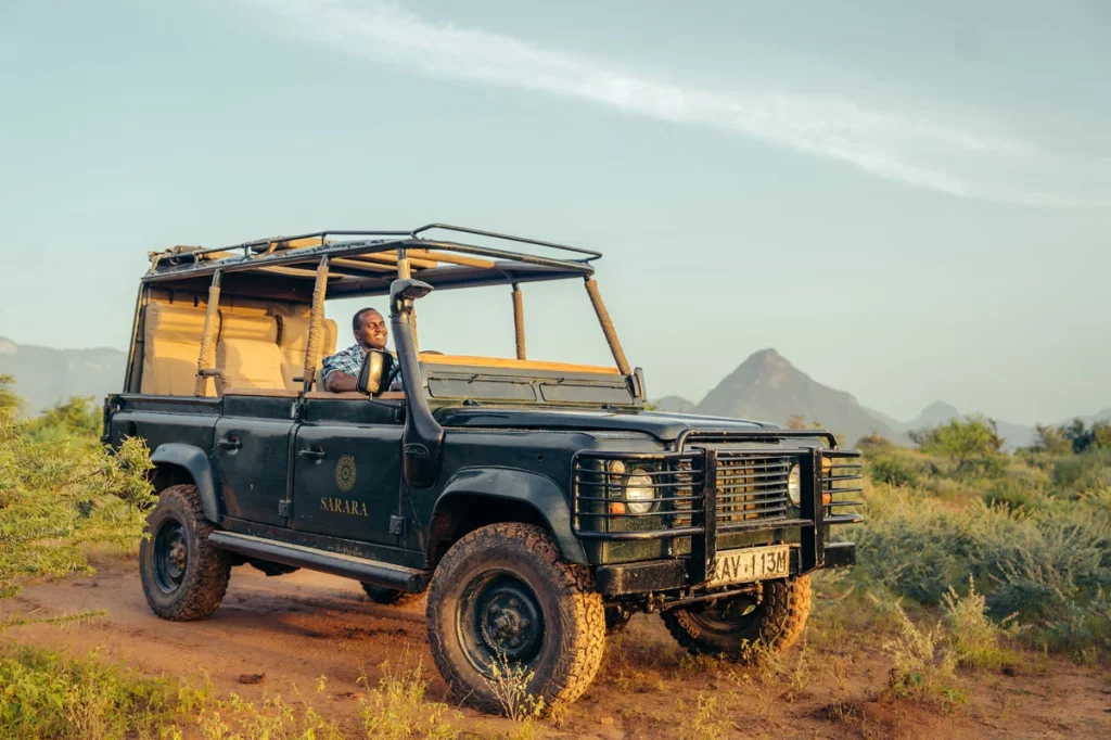 LAND ROVER DEFENDER ELECTRICOS KENIA ELECTROGENIC 2 Motor16