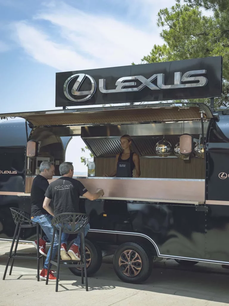 LEXUS RZ Hermanos Torres 2 Motor16