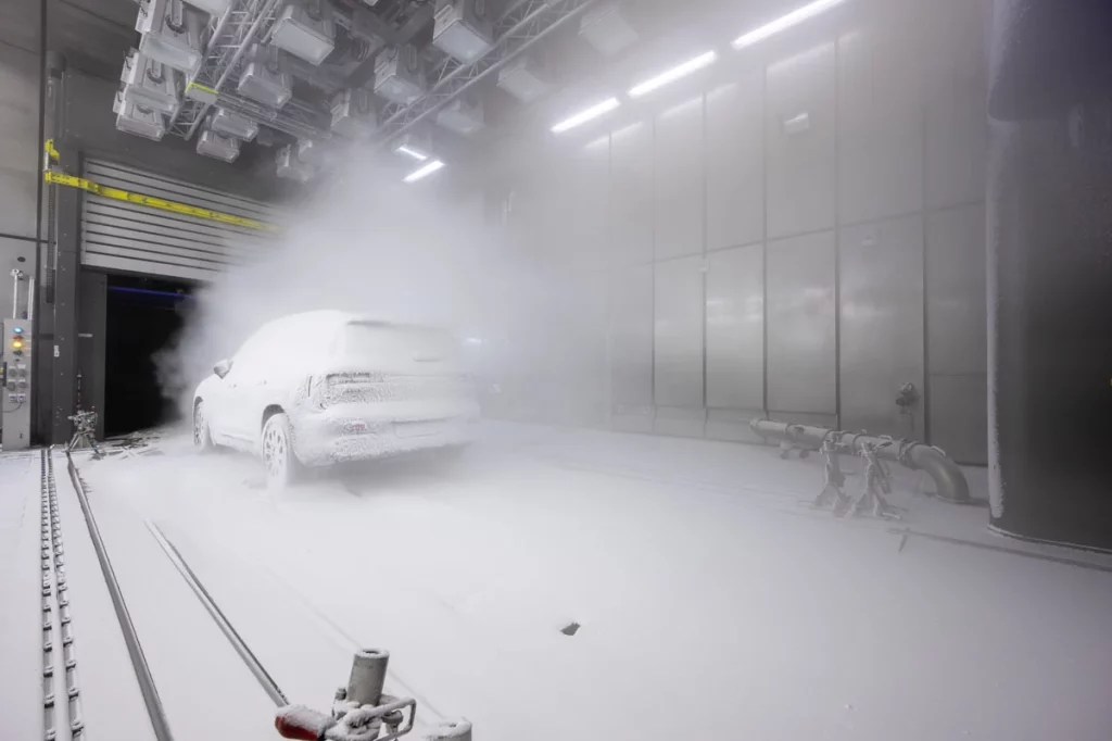 MERCEDES BENZ GLB PRUEBA EN FRÍO 2 Motor16