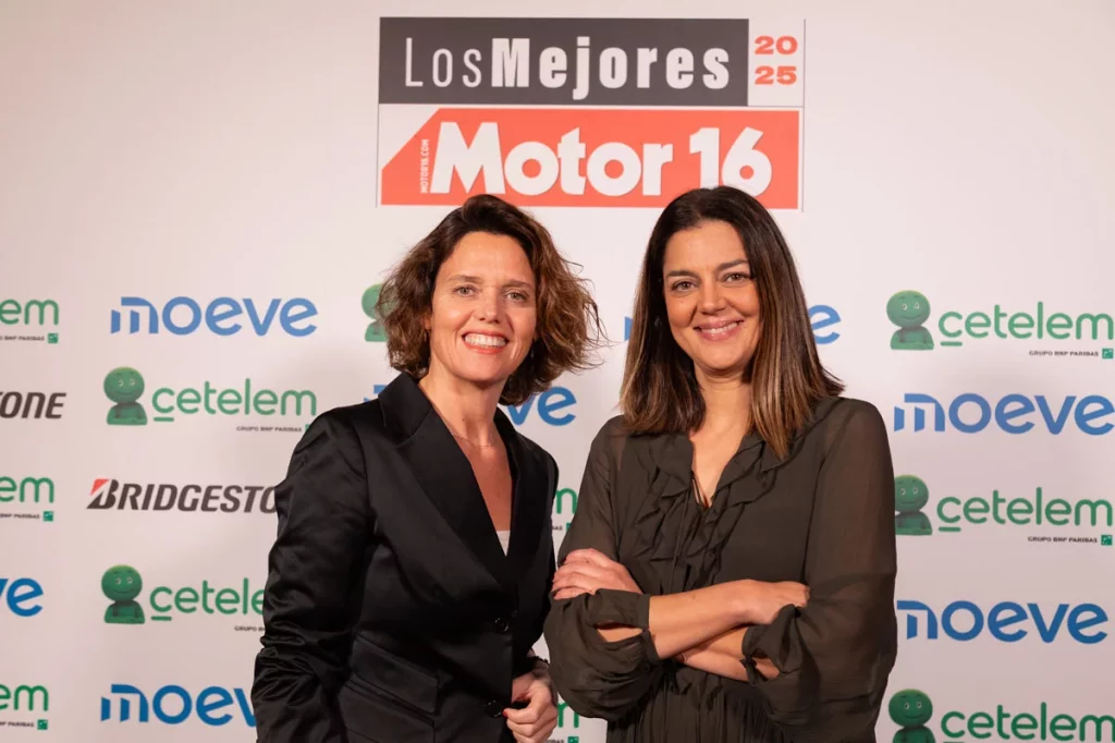 Mar Pieltain directora general de Lexus y Natalia Perez Verde jefa de prensa de Lexus. Premios Motor 16 065 Motor16