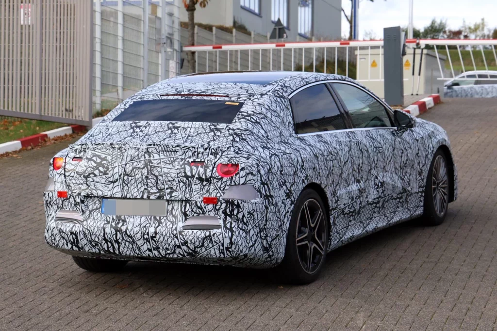 Mercedes Clase C electrico 2027 15 Motor16