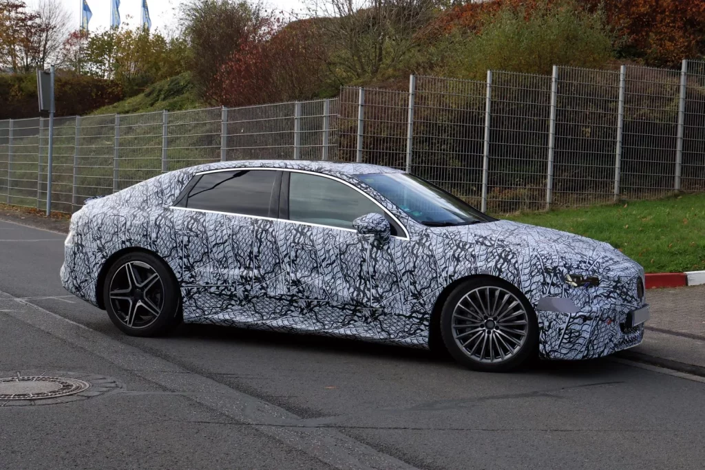 Mercedes Clase C electrico 2027 8 Motor16