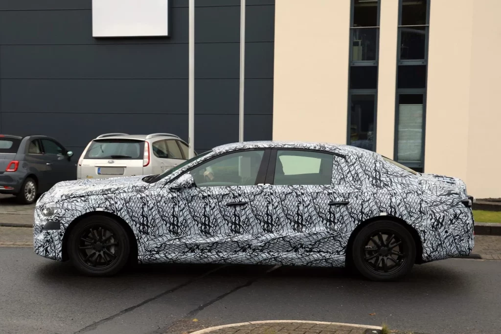 El Mercedes Clase E 2027 también será eléctrico 1 Motor16 Mercedes Clase E electrico 2027 (13)