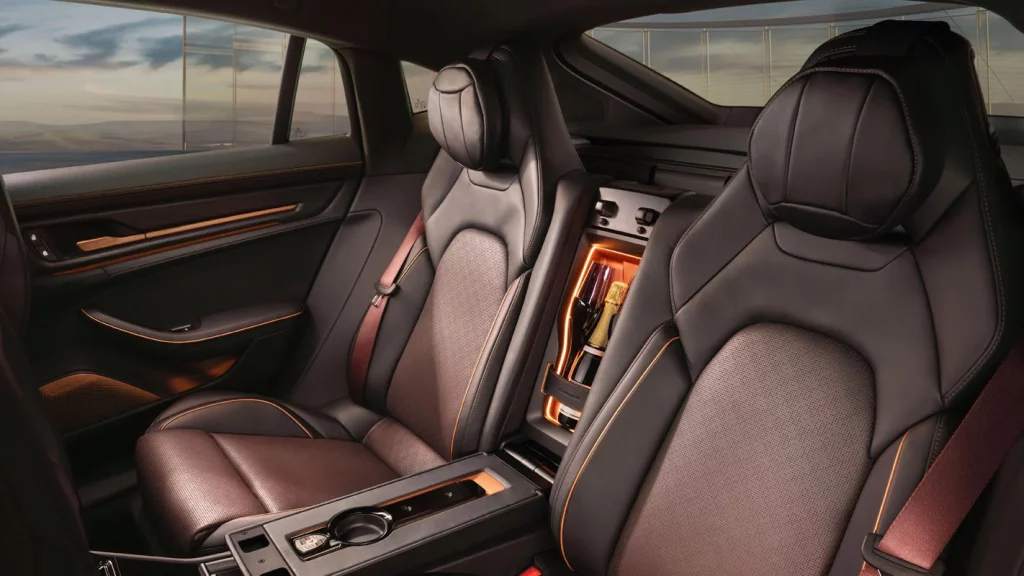 PORSCHE PANAMERA SONDERWUNSCH 37 Motor16