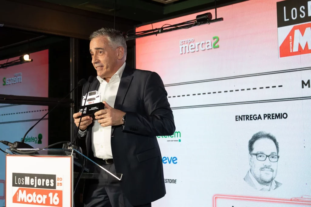 Paulo Carelli Fiat discurso. Premios Motor 16 182 Motor16