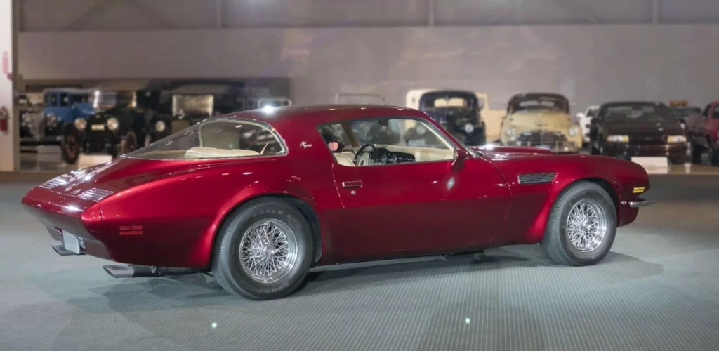 ¿Un Pontiac con motor Ferrari? El secreto mejor guardado de GM 2 Motor16 Pontiac Pegasus (5)