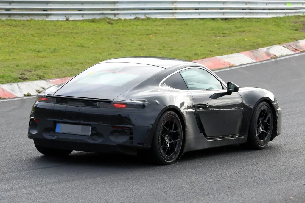 Porsche 718 Cayman eléctrico: Continúa su desarrollo 10 Motor16 Porsche 718 Cayman 8 Motor16