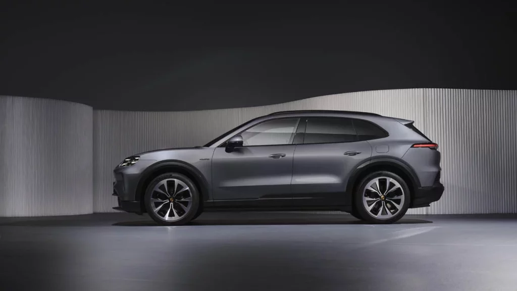 Porsche Cayenne electrico 47 Motor16