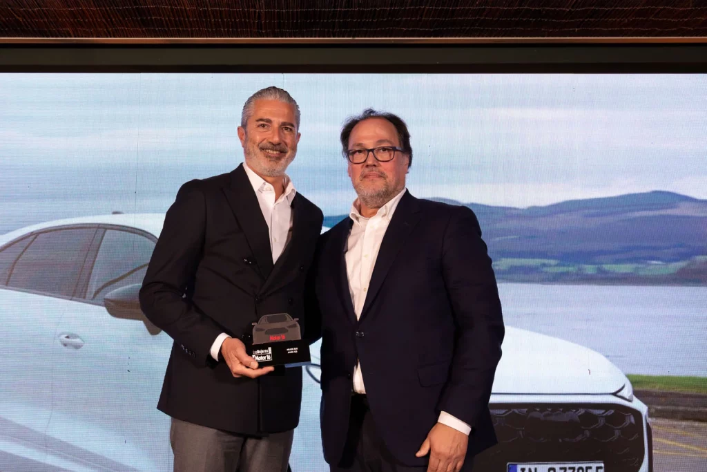 Premios Motor16 2025: el valor de la excelencia y la experiencia 20 Motor16 Premios Motor 16 Ignacio Gonzalez Audi. Javier Montoya Motor16 Motor16