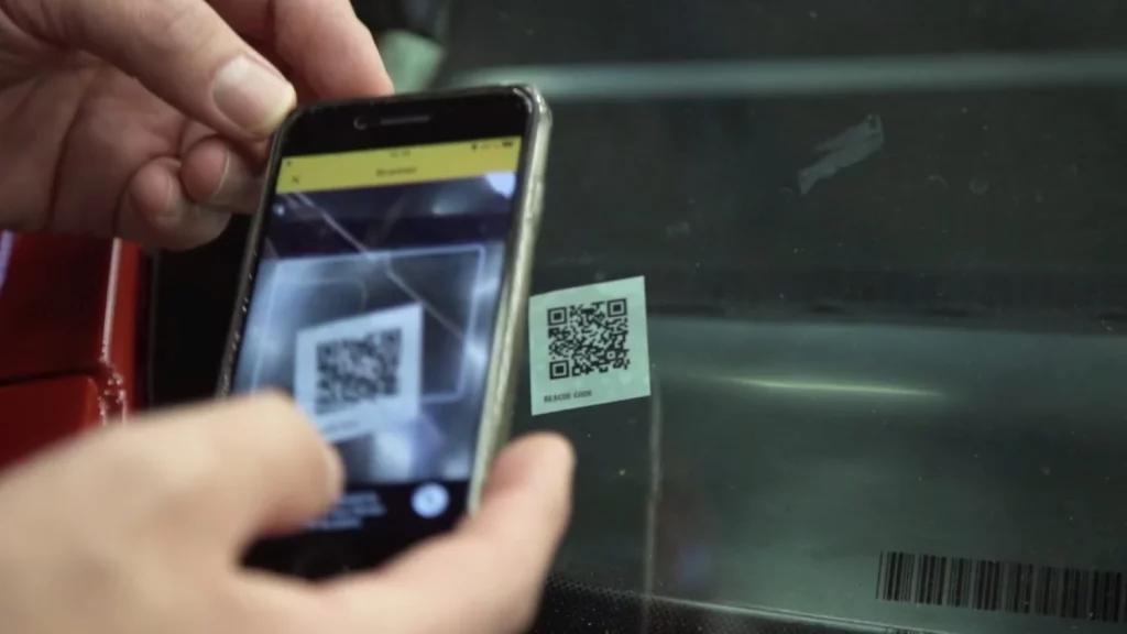 Renault no se conforma con fabricar coches: forma a más de 200 bomberos en rescates en vehículos eléctricos 4 Motor16 QRESCUE RENAULT Motor16