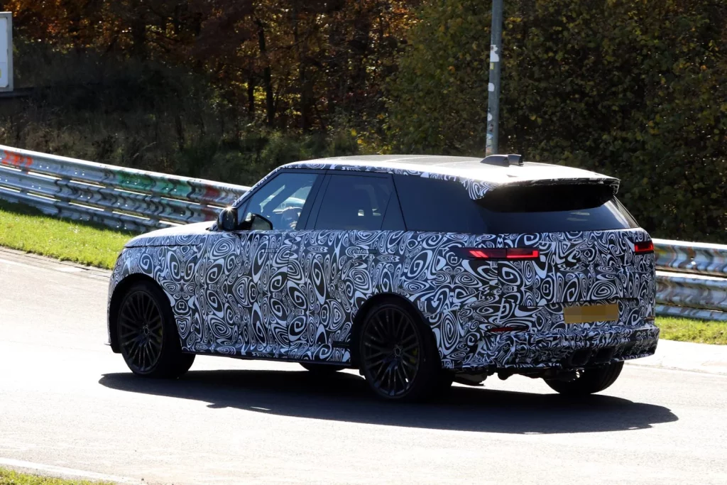 Range Rover Sport SV 2026 12 Motor16