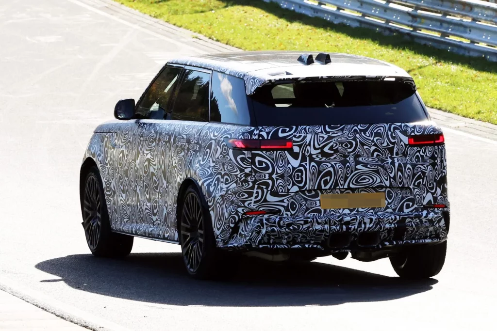 Range Rover Sport SV 2026 15 Motor16