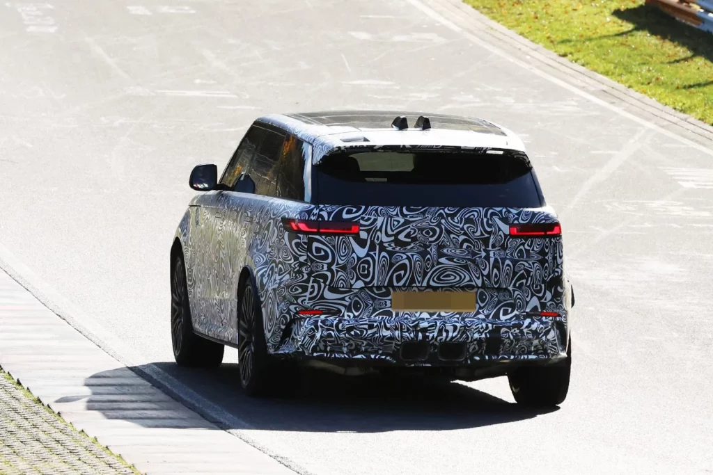 Range Rover Sport SV 2026 16 Motor16