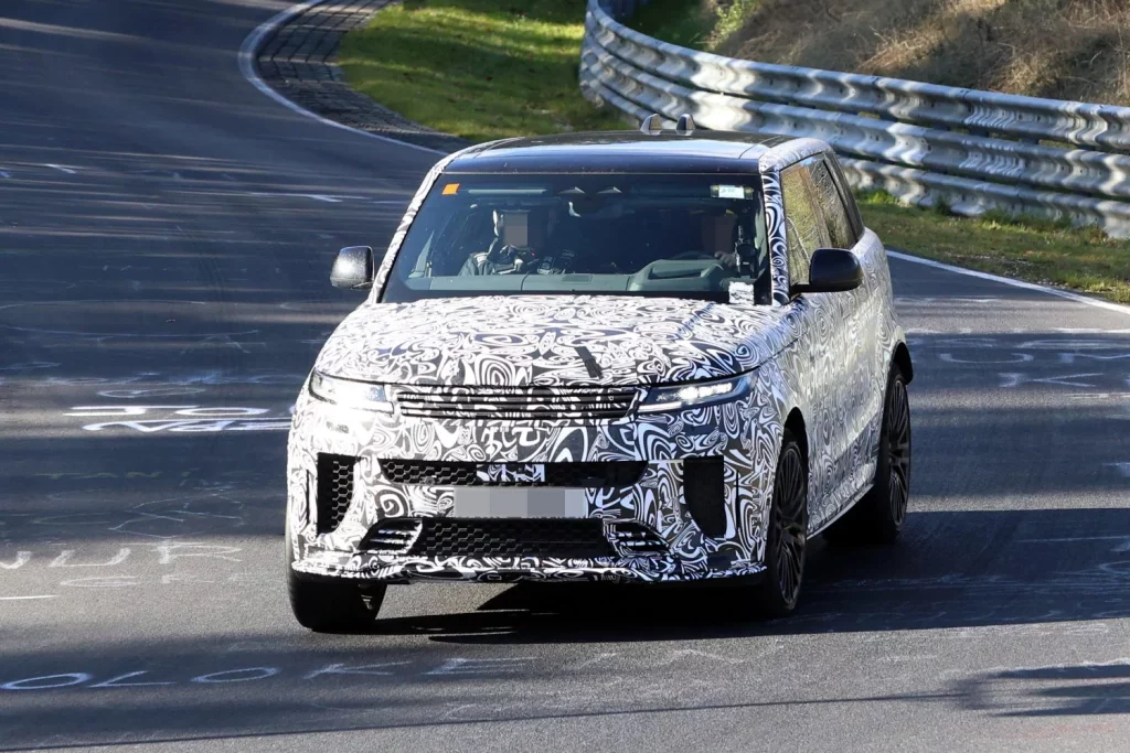Range Rover Sport SV 2026 3 Motor16