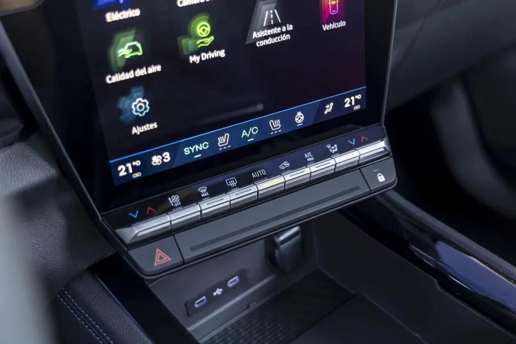 Prueba del Renault Espace esprit Alpine Full Hybrid. Una manera diferente de viajar 17 Motor16 Renault Espace 2025 10 Motor16