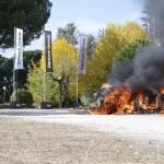 Renault no se conforma con fabricar coches: forma a más de 200 bomberos en rescates en vehículos eléctricos