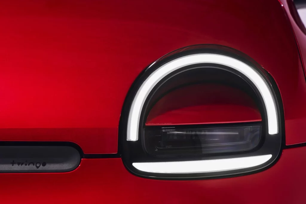 Nuevo Renault Twingo E-Tech: Vuelve el urbano por excelencia 11 Motor16 Renault Twingo E Tech 2026 14 Motor16