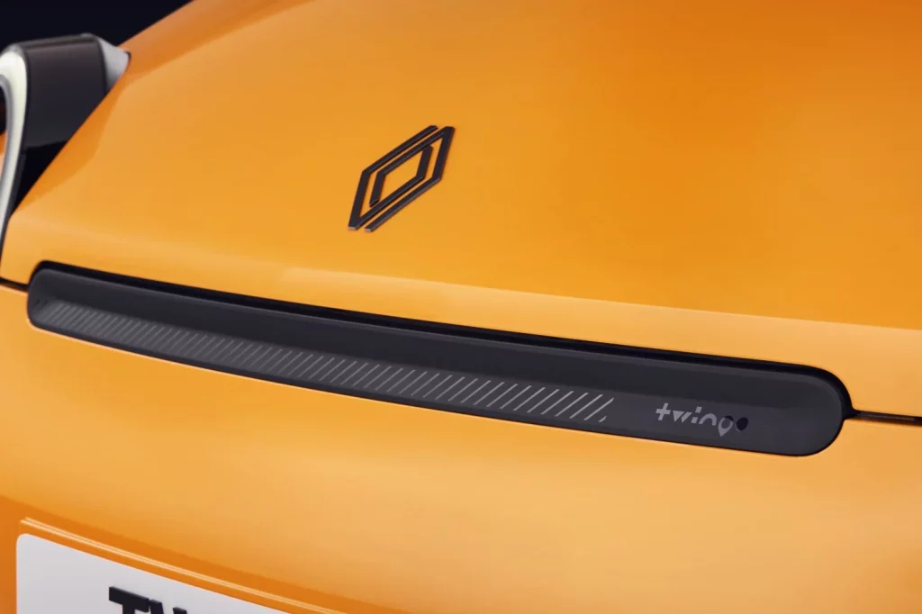 Nuevo Renault Twingo E-Tech: Vuelve el urbano por excelencia 26 Motor16 Renault Twingo E Tech 2026 29 Motor16