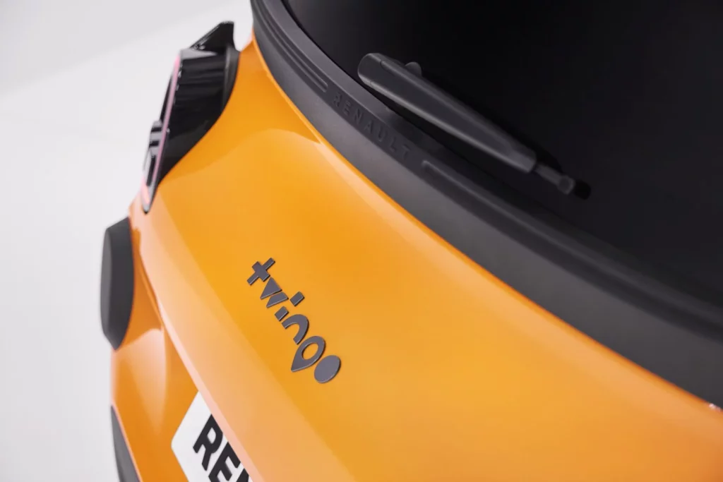 Nuevo Renault Twingo E-Tech: Vuelve el urbano por excelencia 35 Motor16 Renault Twingo E Tech 2026 34 Motor16