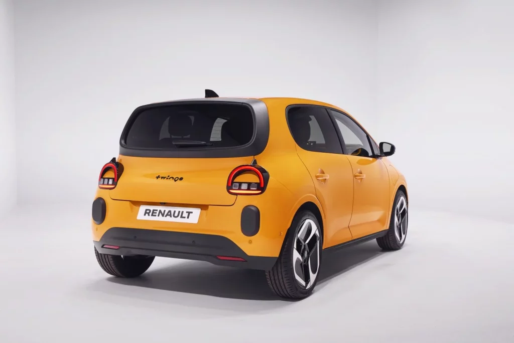 Nuevo Renault Twingo E-Tech: Vuelve el urbano por excelencia 31 Motor16 Renault Twingo E Tech 2026 36 Motor16