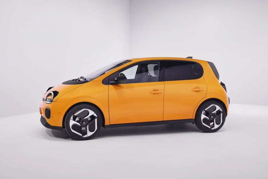 Nuevo Renault Twingo E-Tech: Vuelve el urbano por excelencia 32 Motor16 Renault Twingo E Tech 2026 37 Motor16