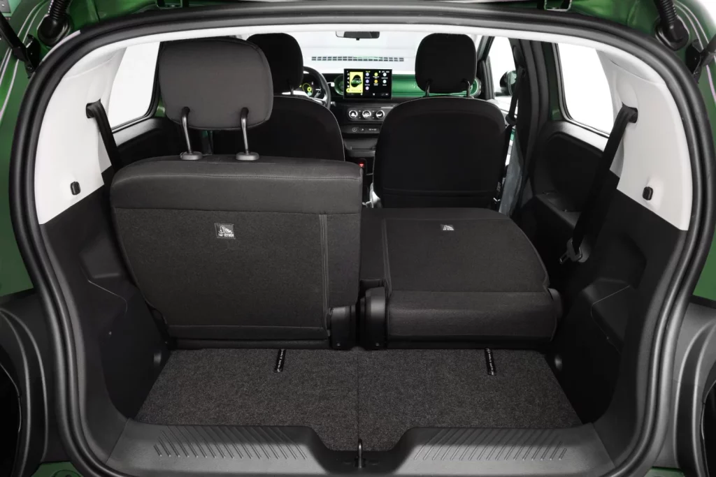 Nuevo Renault Twingo E-Tech: Vuelve el urbano por excelencia 49 Motor16 Renault Twingo E Tech 2026 46 Motor16