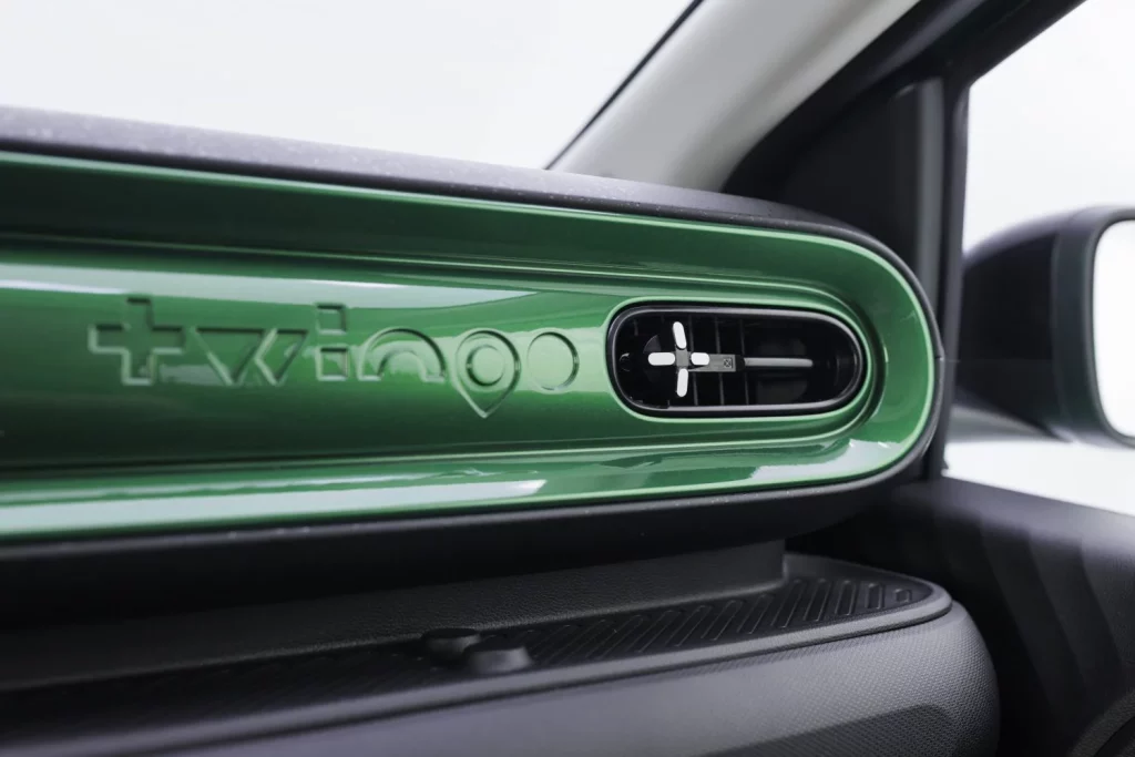 Nuevo Renault Twingo E-Tech: Vuelve el urbano por excelencia 69 Motor16 Renault Twingo E Tech 2026 66 Motor16