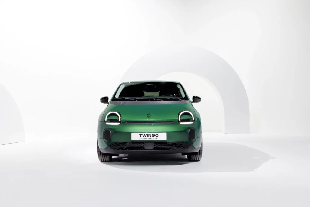 Nuevo Renault Twingo E-Tech: Vuelve el urbano por excelencia 94 Motor16 Renault Twingo E Tech 2026 91 Motor16