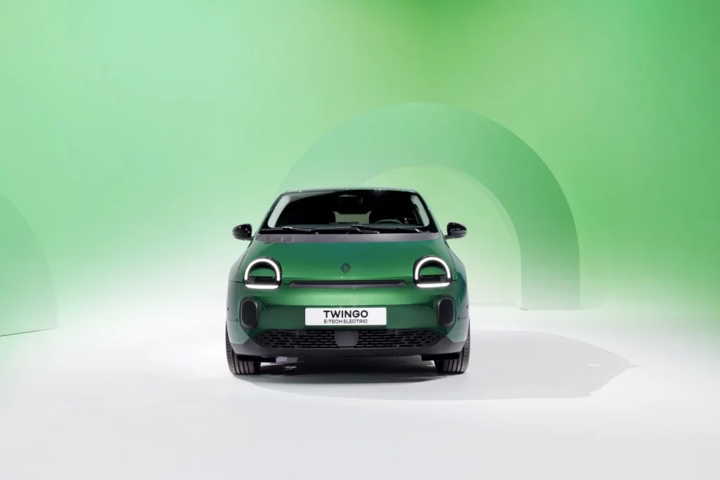 Nuevo Renault Twingo E-Tech: Vuelve el urbano por excelencia 95 Motor16 Renault Twingo E Tech 2026 92 Motor16