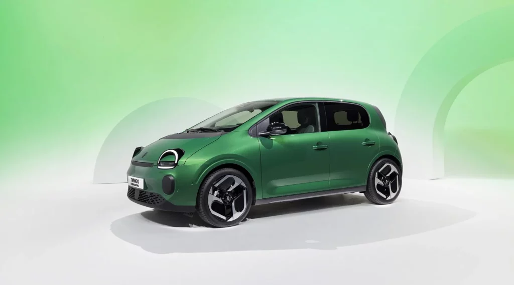 Renault desata la Twingomanía: seis propuestas para disfrutar de este eléctrico de una forma diferente 1 Motor16 Renault Twingo E Tech 2026 APERTURA Motor16